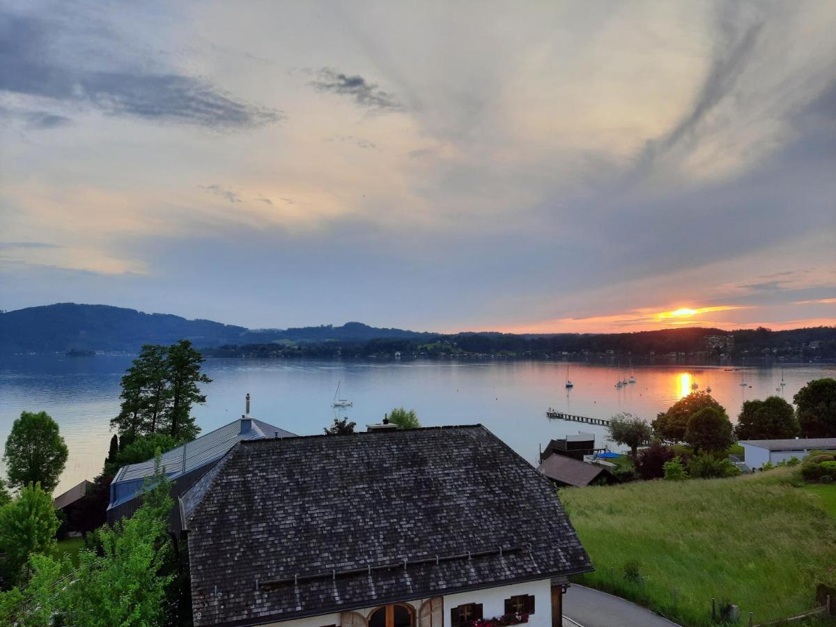 Sundowner Appartment At The Lakeside - 120Sqm Schoerfling Exterior photo